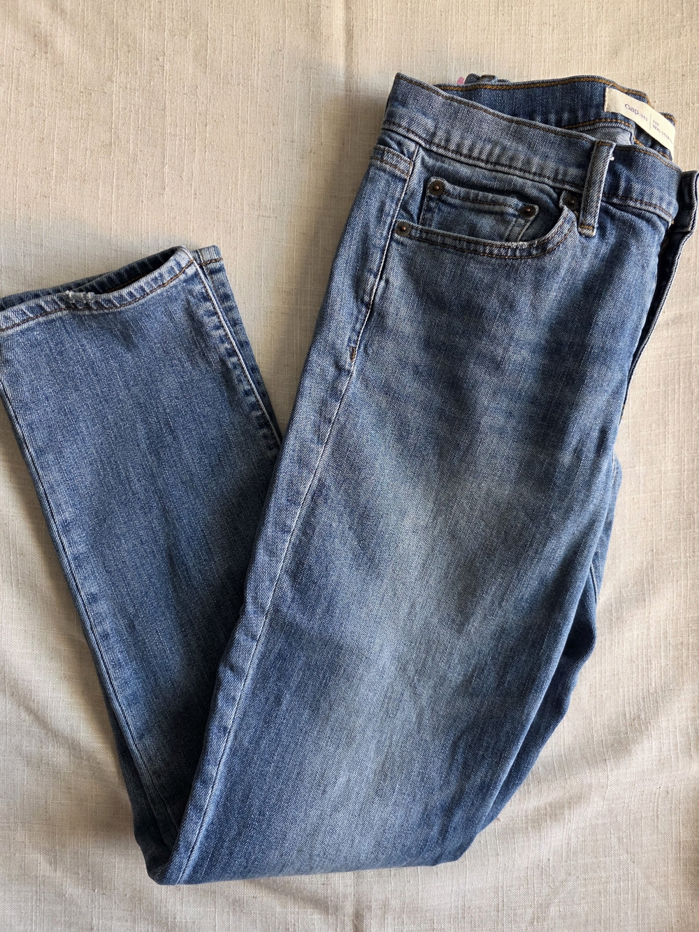 GAP 1969 Reall Straight Light Blue Denim Jeans with Gold Stitching Size 29 R